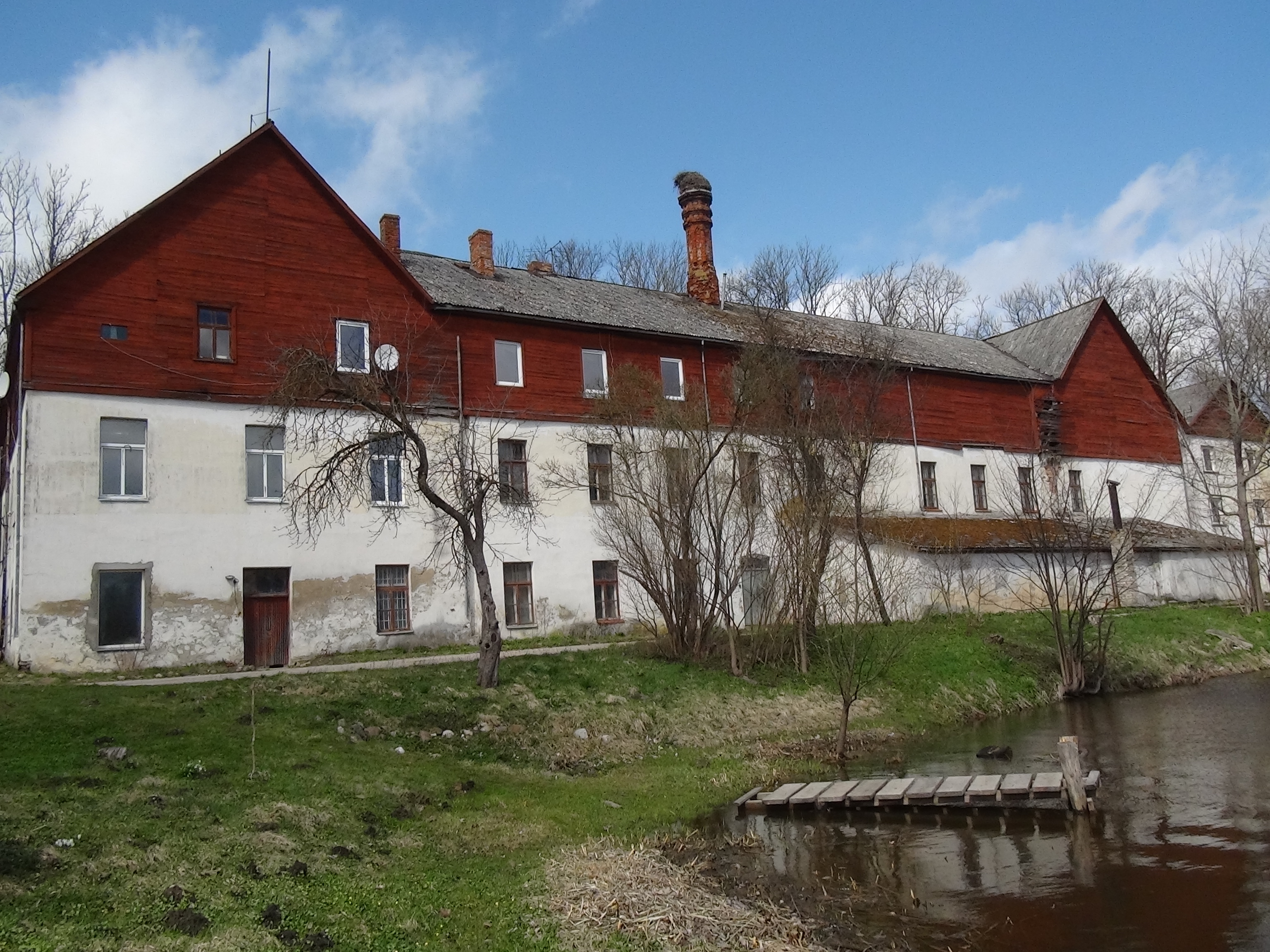 Bijusī muižas alus darītava
